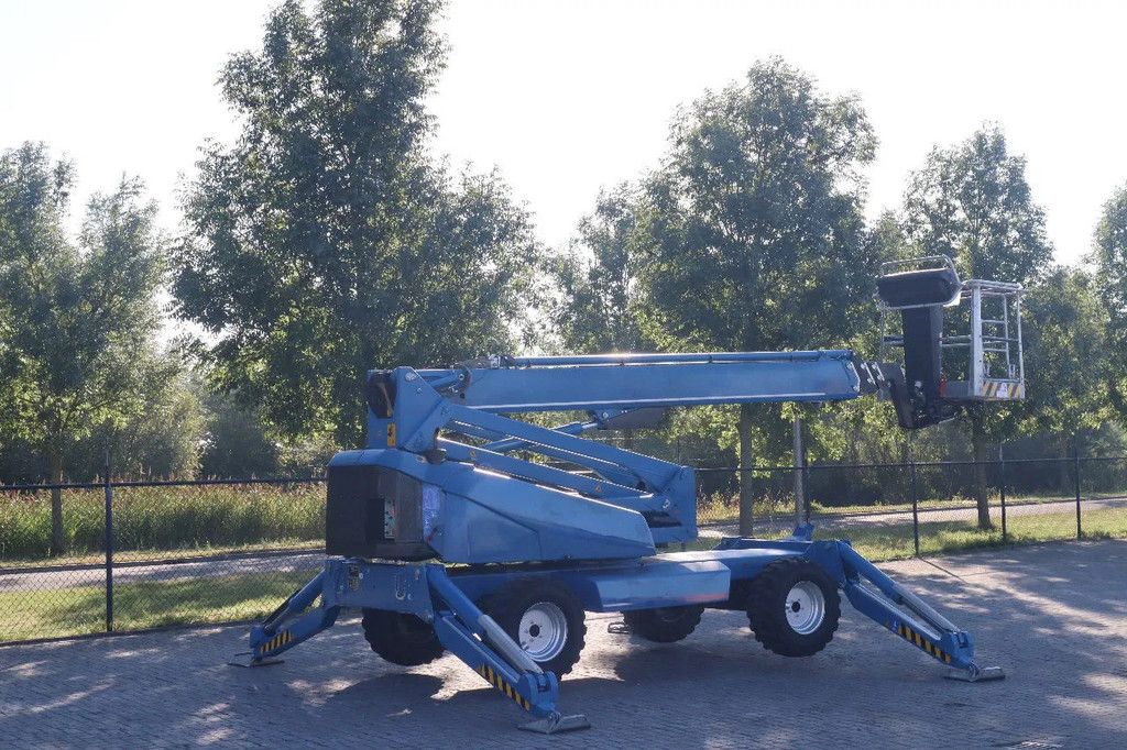 DINO 240 RXT | 24 METER | 215 KG