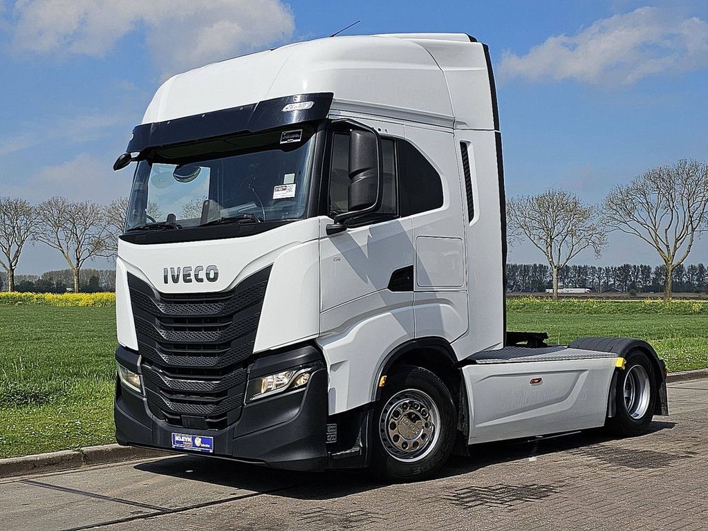 IVECO S-WAY AS440S48 navi fridge skirts