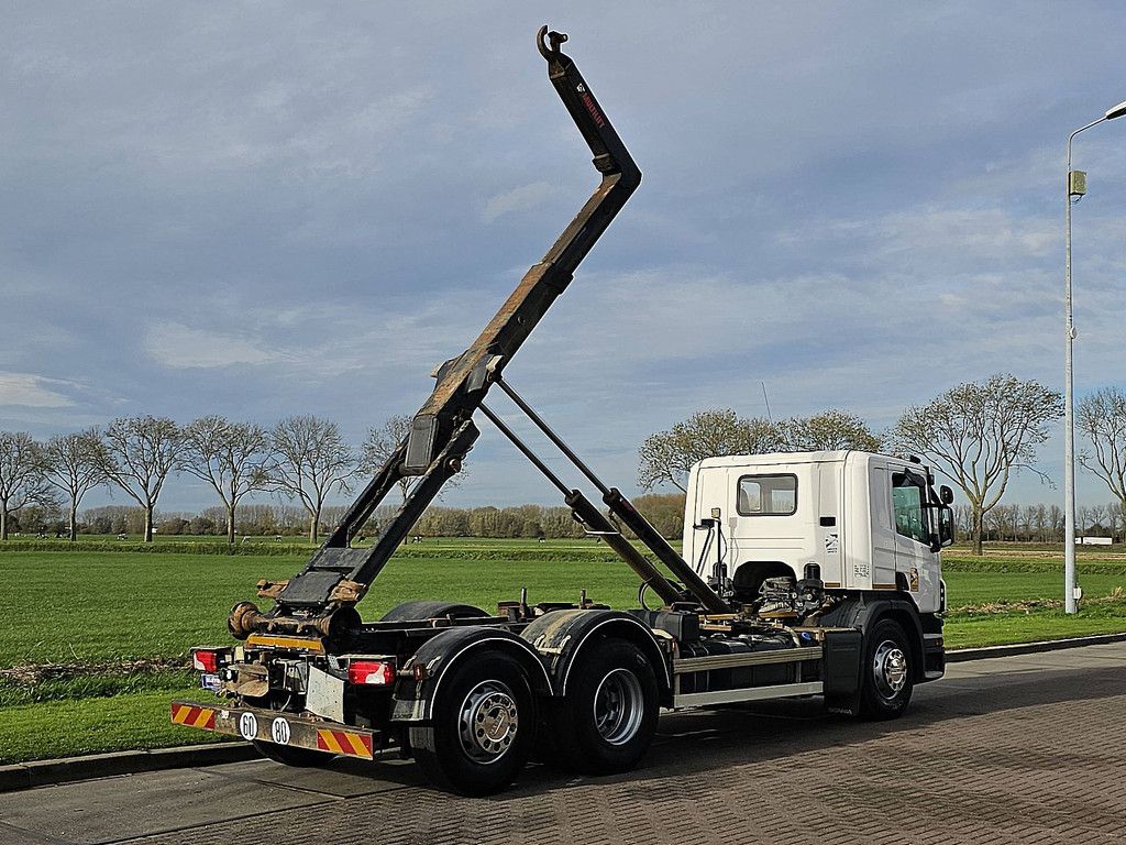 SCANIA P410 multilift