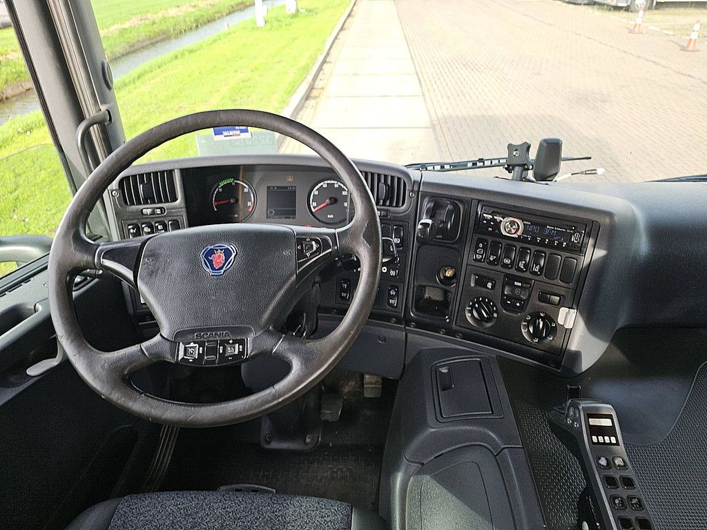 SCANIA P410 multilift
