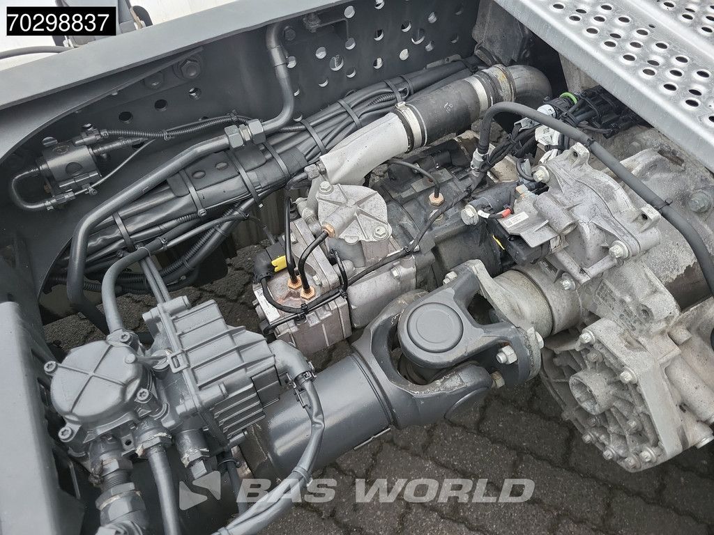 Mercedes Actros 1845 4X2 GigaSpace Retarder MirrorCam Navi Euro 6