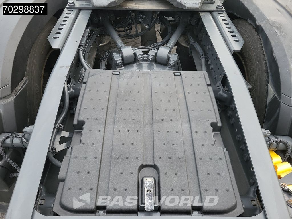 Mercedes Actros 1845 4X2 GigaSpace Retarder MirrorCam Navi Euro 6