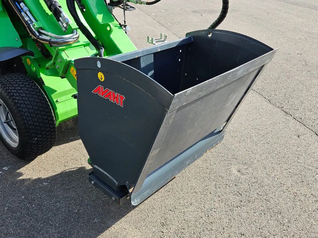 Avant 900 Zand- en zoutstrooier