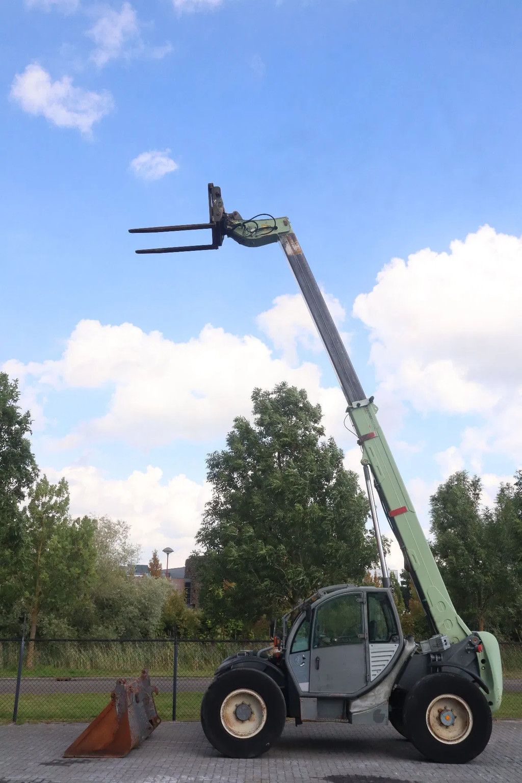 Kramer ALLRAD 4009 | 4 TON | 9 METER | FORKS | BUCKET