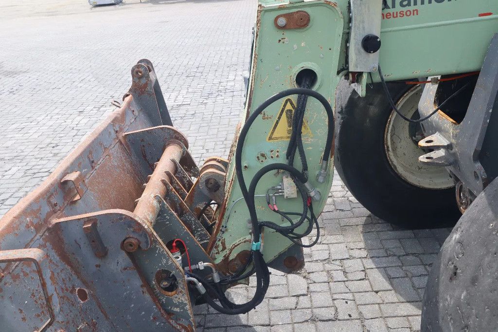 Kramer ALLRAD 4009 | 4 TON | 9 METER | FORKS | BUCKET