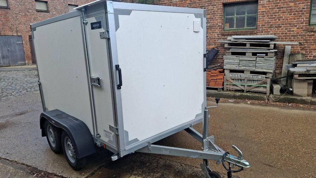 Closed trailer 2.50x1.50x1.50m