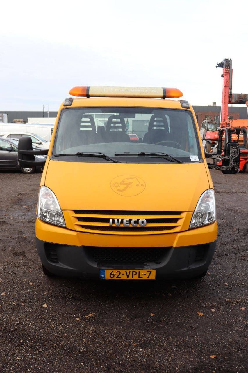 Autotransporter Iveco Daily 35C15 Diesel 146 PS 2008 mit Halbtieflader