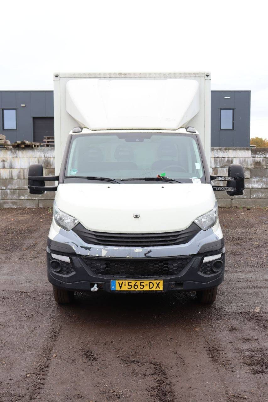 Traktor Iveco Daily 50C18 Diesel 180 PS 2017 mit Anhänger Veldhuizen