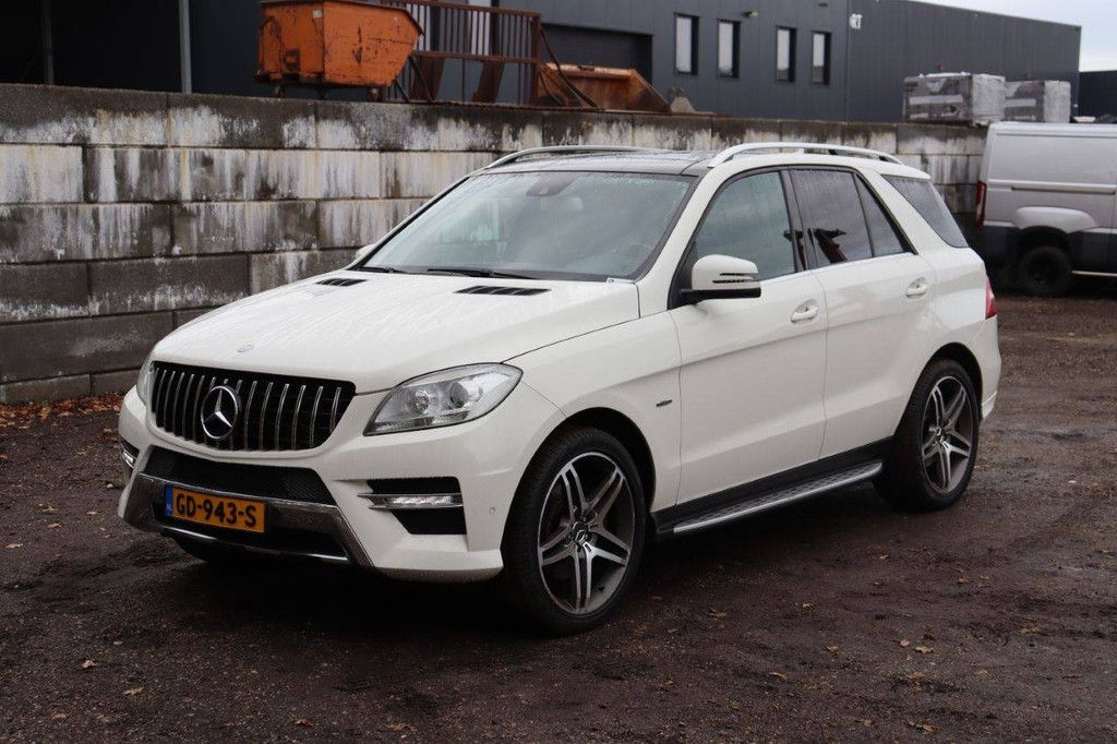 Mercedes-Benz ML350 Diesel 259 PS 2012 (Marge)