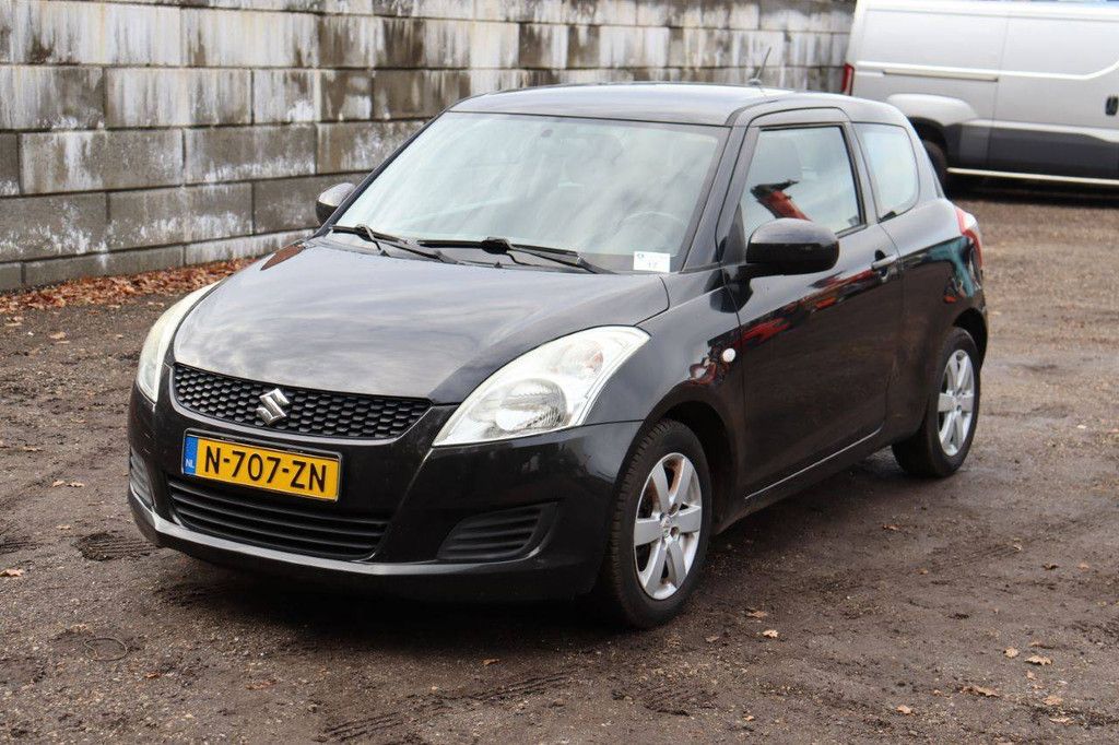 Suzuki Swift Petrol 94hp 2011 (Margin)