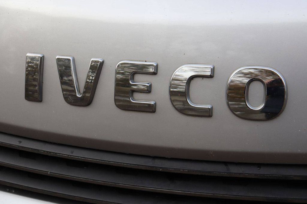 Iveco Daily 40C21 Diesel 204 PS 2017 Kastenwagen