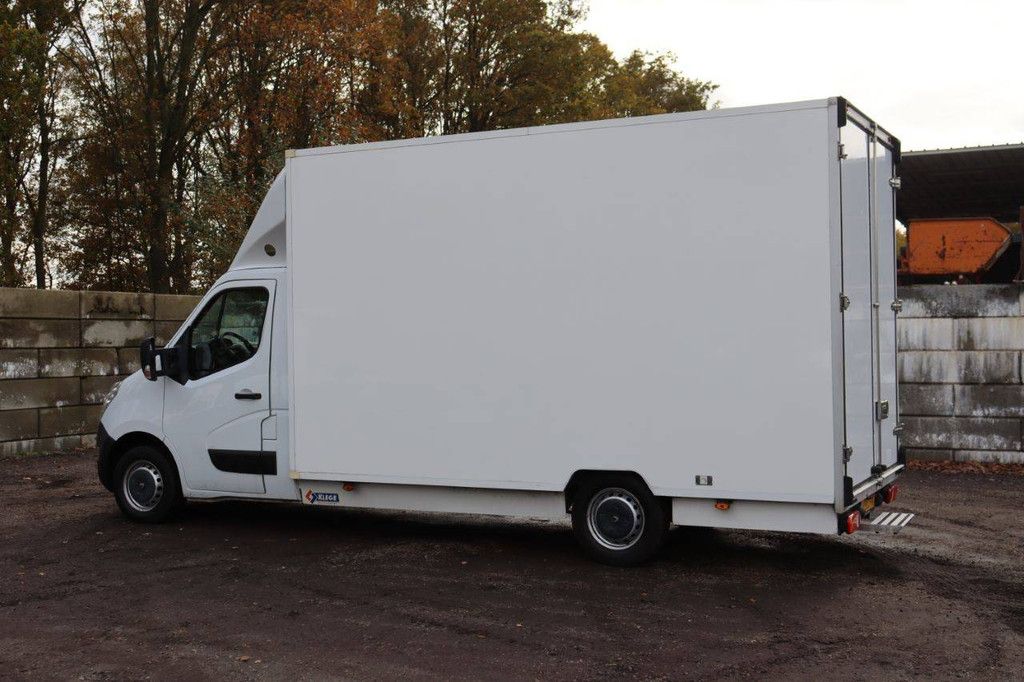 Refrigerated truck Renault Master Diesel 150 hp 2016