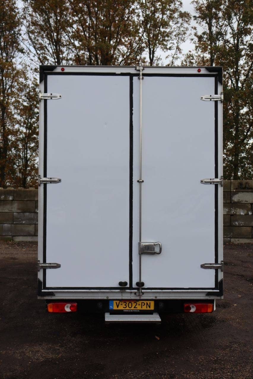 Refrigerated truck Renault Master Diesel 150 hp 2016