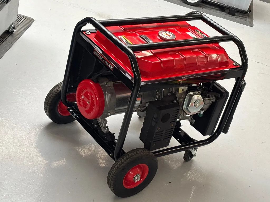 Generator Noodstroom aggregaat elektrisch gestart demo