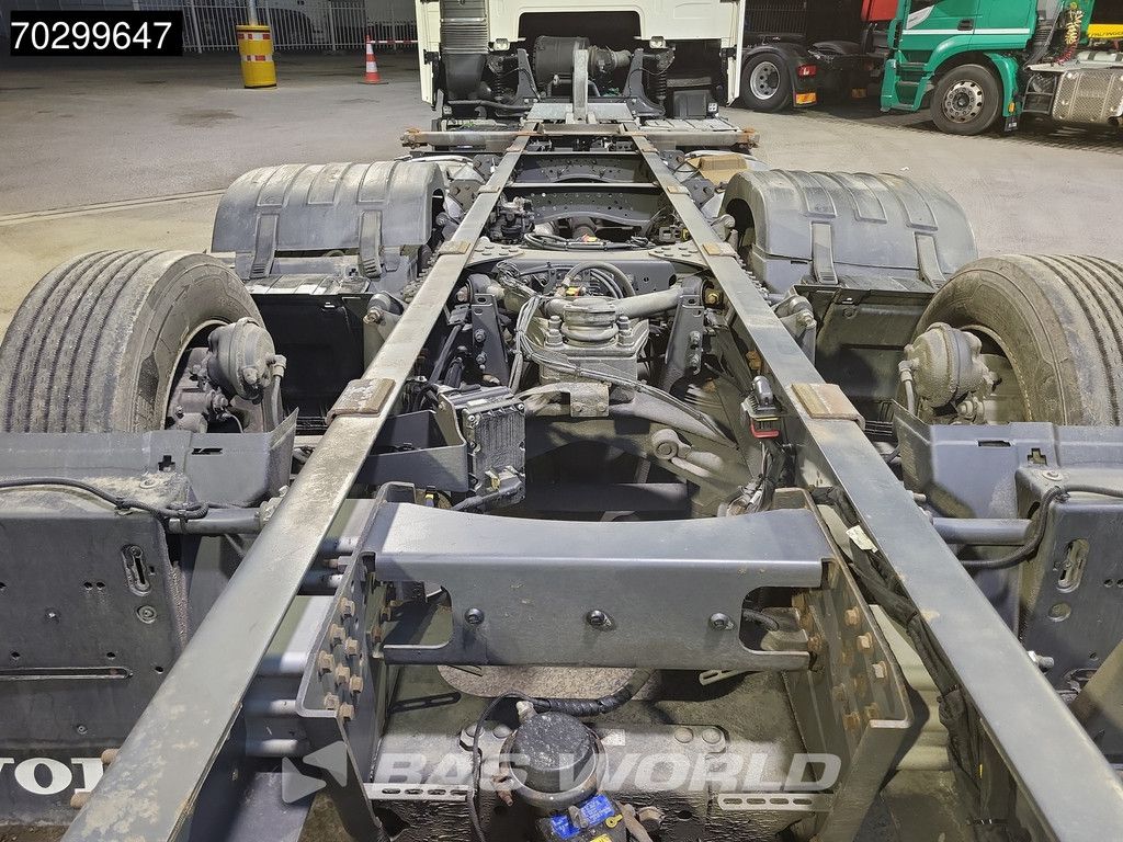 Volvo FH 460 6X2 BDF Low deck 2x Tanks Lift-Axle I-Park Cool Led Euro 6