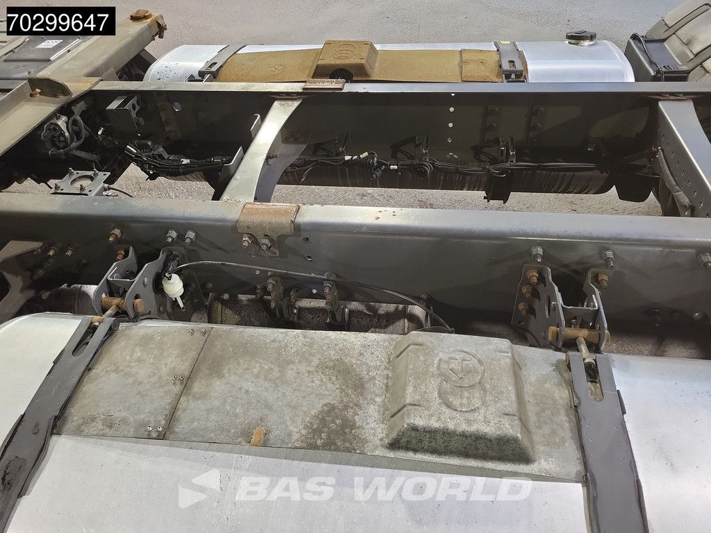 Volvo FH 460 6X2 BDF Low deck 2x Tanks Lift-Axle I-Park Cool Led Euro 6