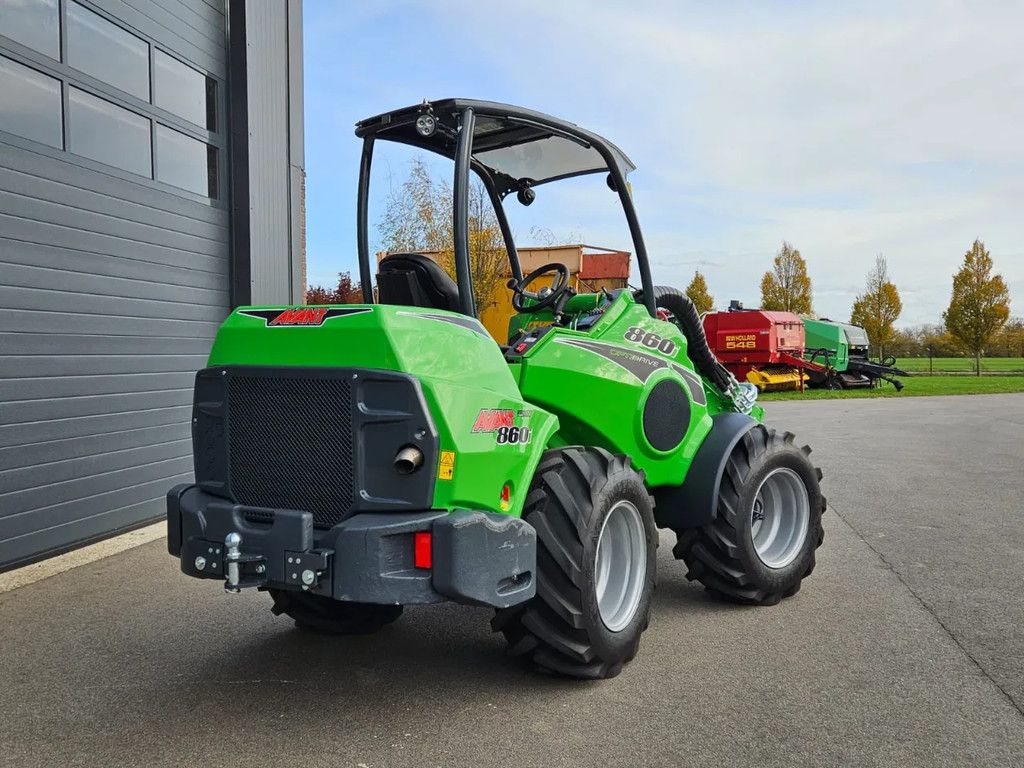 Avant 860i TDL mini-shovel