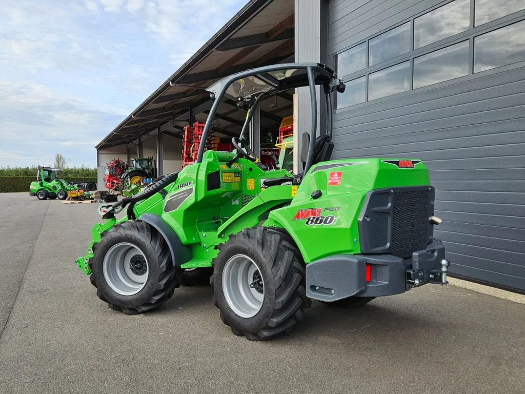 Avant 860i TDL mini-shovel
