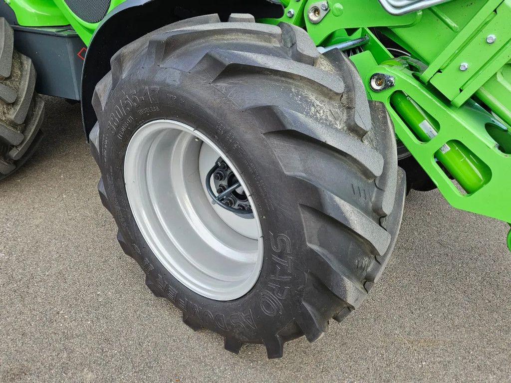 Avant 860i TDL mini-shovel