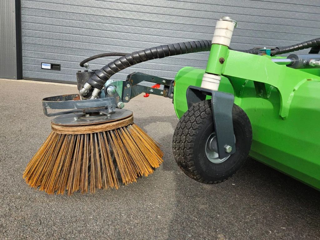 Avant Borstel met opvangbak 1100