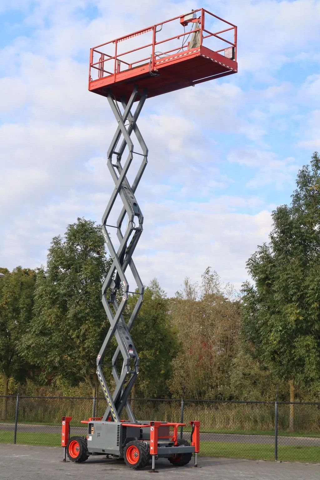 Skyjack SJ6832 RT | 12 METER | 454 KG