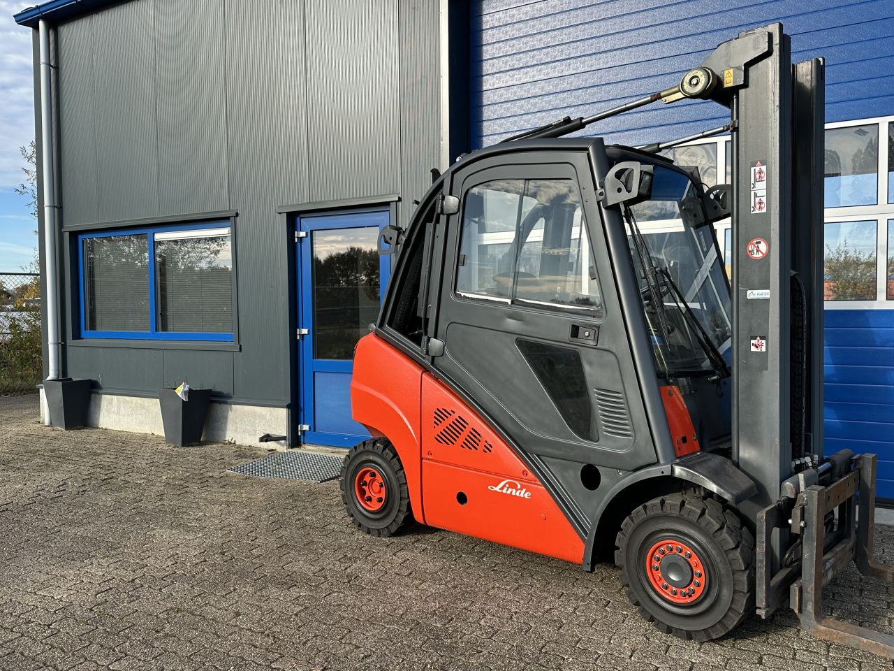 ZEER NETTE LINDE H25T