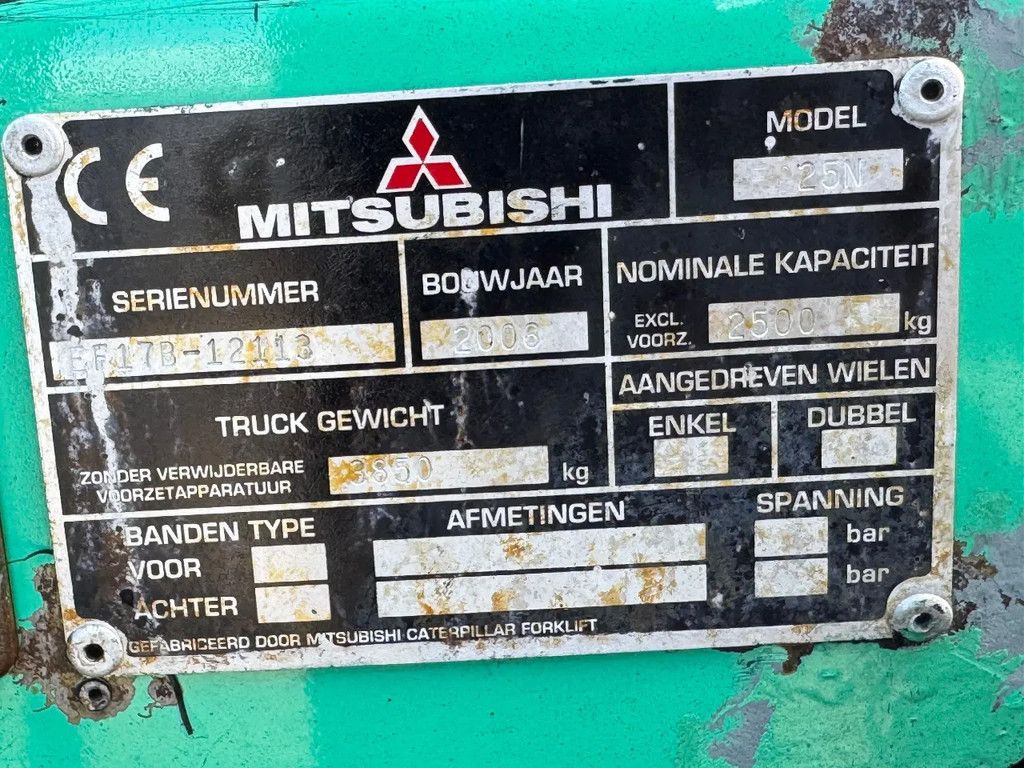 Mitsubishi Triplo Freelift FG25N