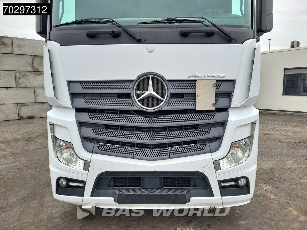 Mercedes Actros 1942 4X2 BigSpace 2x Tanks