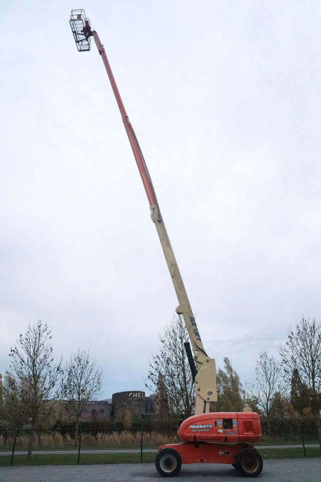 JLG 860 SJ | 28 METER | 230 KG