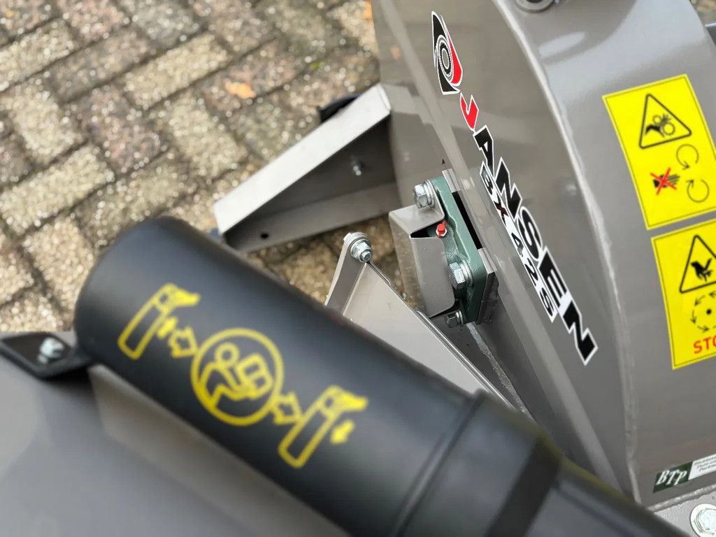 Jansen Bx42s tractor PTO hakselaar tot 10cm versnipperaar