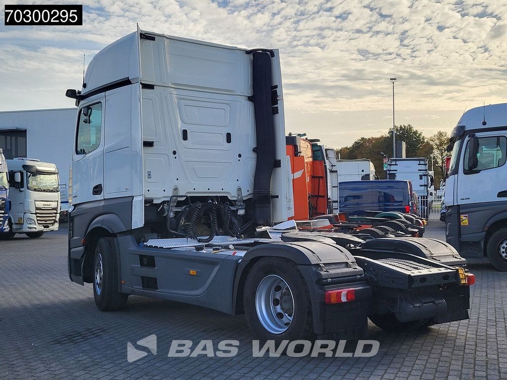 Mercedes Actros 1845 4X2 GigaSpace Retarder MirrorCam Navi Euro 6