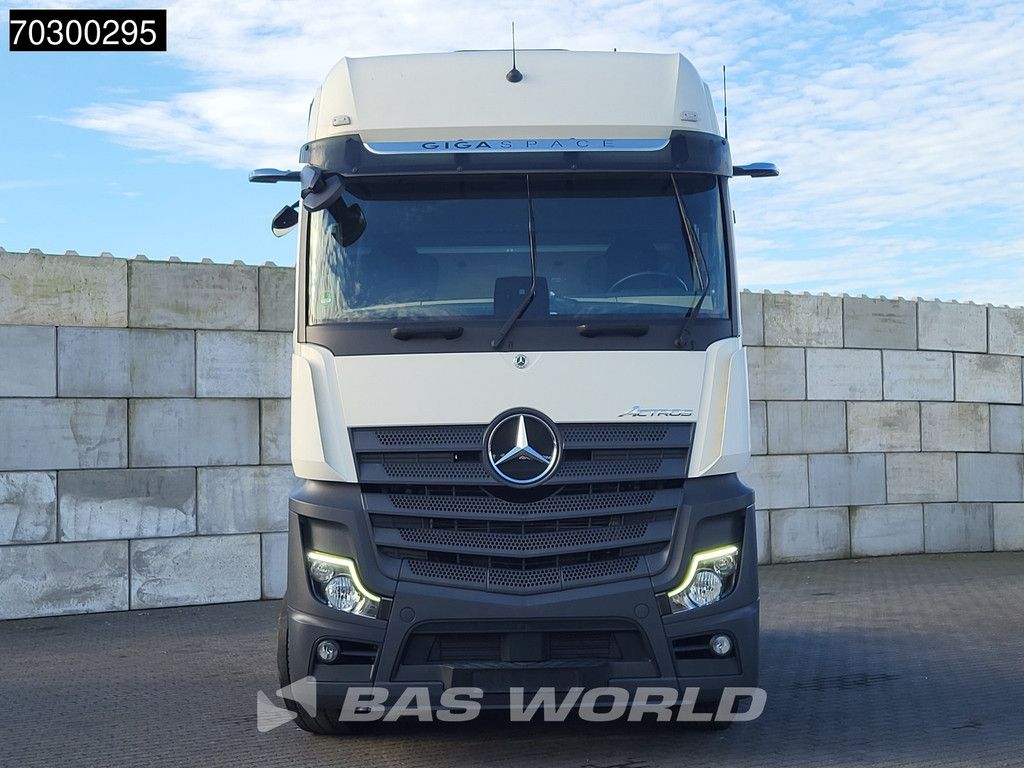 Mercedes Actros 1845 4X2 GigaSpace Retarder MirrorCam Navi Euro 6