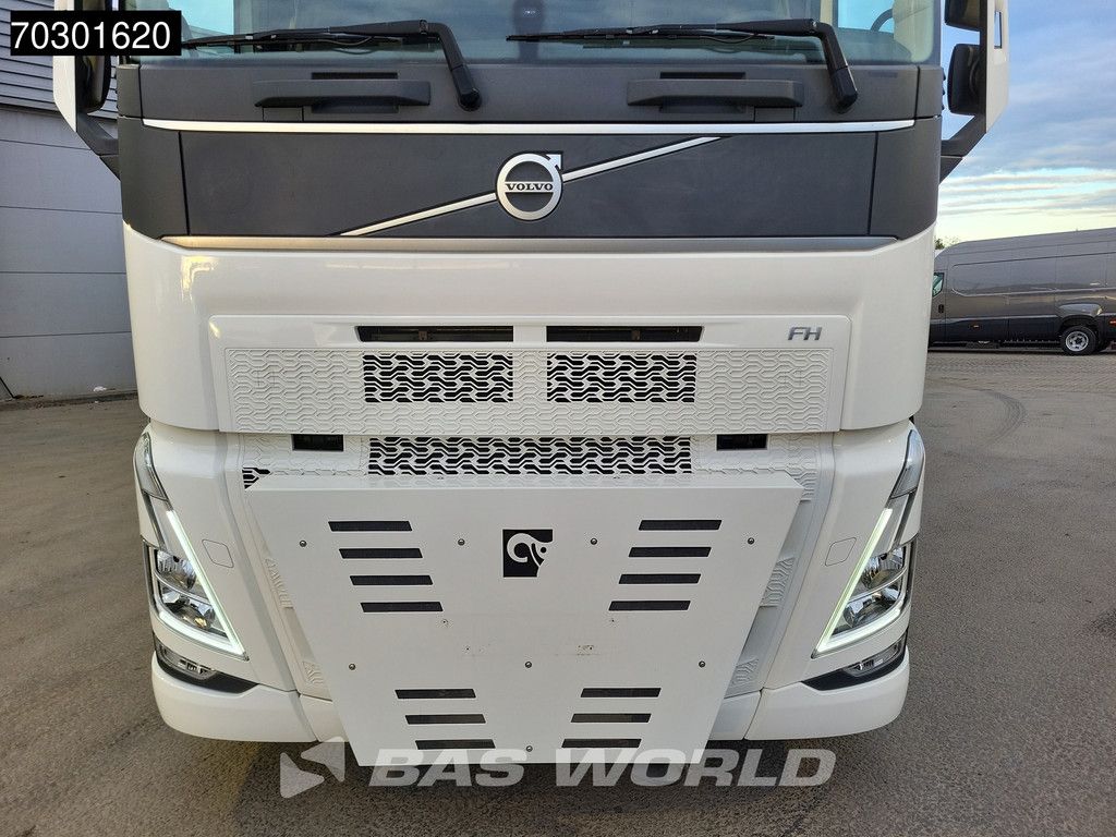 Volvo FH 460 8X2 UNUSED EFFER 1000 9S + 6S Crane + Fly-Jib Lift+Lenkachse VEB+ Euro 6