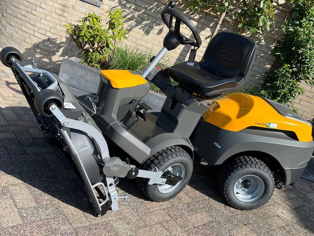 Stiga Park 500 frontmaaier met 95cm maaidek ACTIE