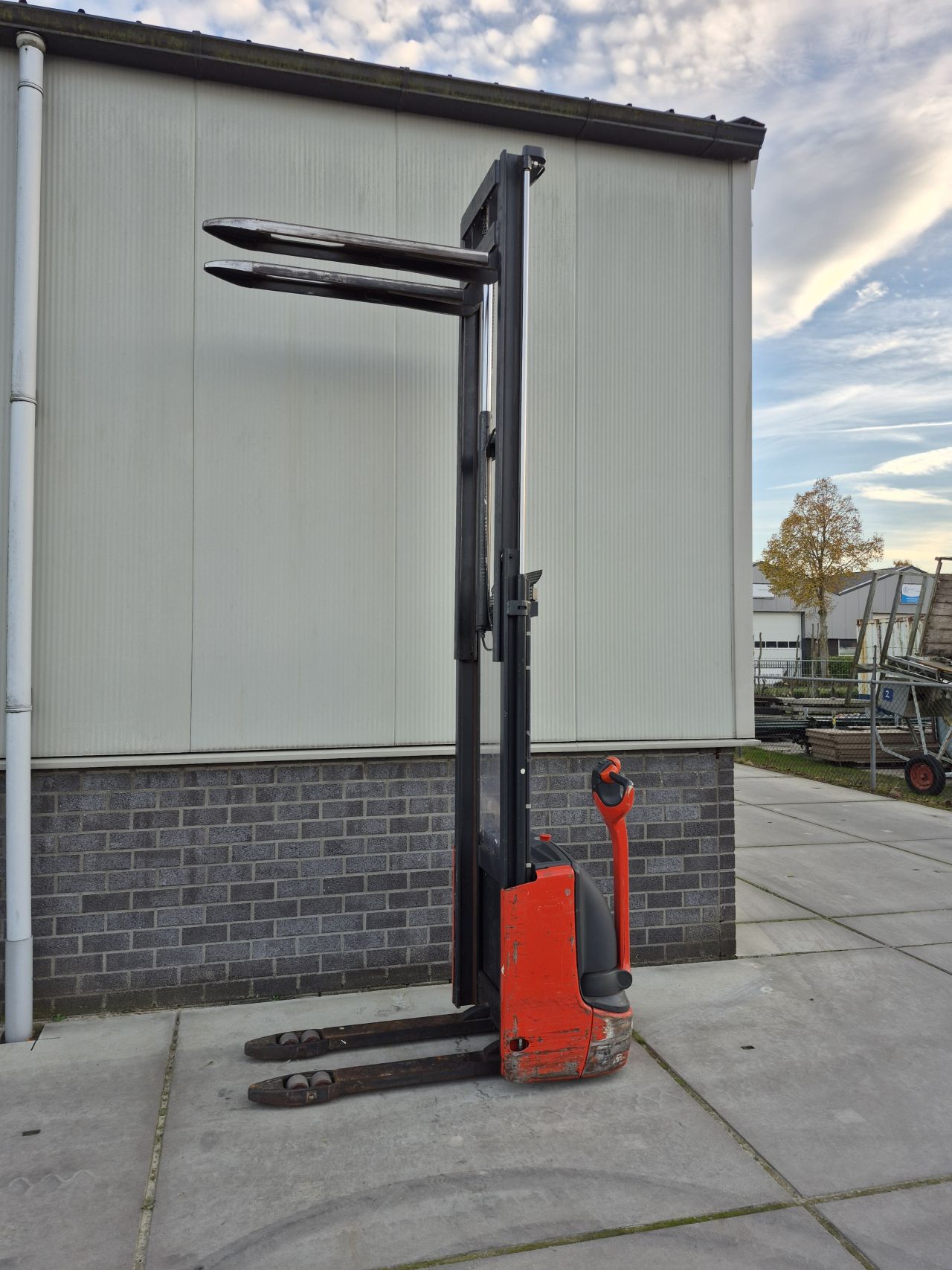 Linde L12 bj 2011 duplo freelift 3.400 mm accu bj 2019