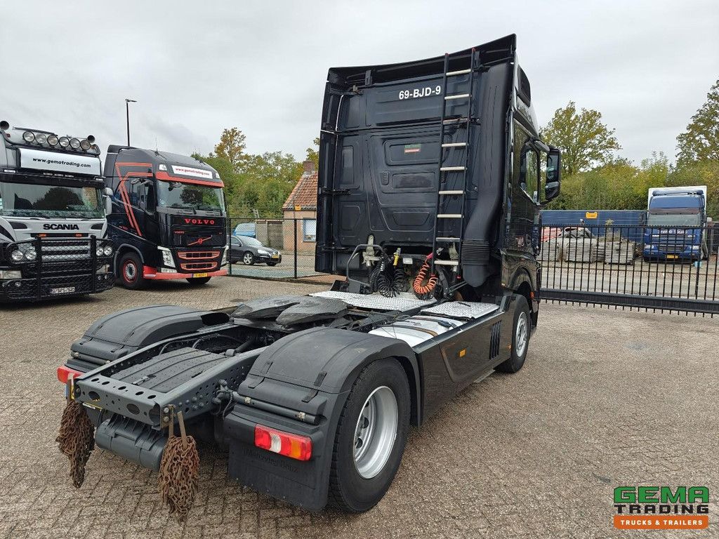 Mercedes-Benz Actros 1942 4x2 Megaspace Euro 6 - Double Tanks - Snow Chains - SMARTTacho V2 - 02/2026 MOT