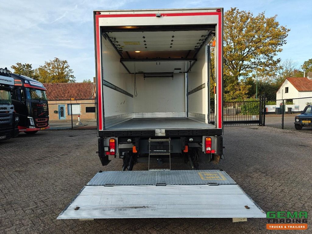 Volvo FL 240 4x2 Day Cab Euro5 - 5.5m Refrigerated Freezer - Thermo King T-800R - 1500kg Tail Lift