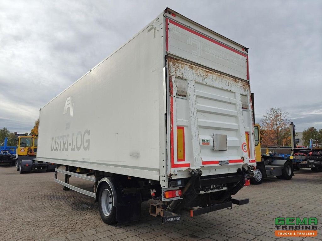 System Tailer GSTFS 10 1-axle SAF - CITY - Steering axle - Closed box 11.10m + Tail lift 2500KG - Battery box