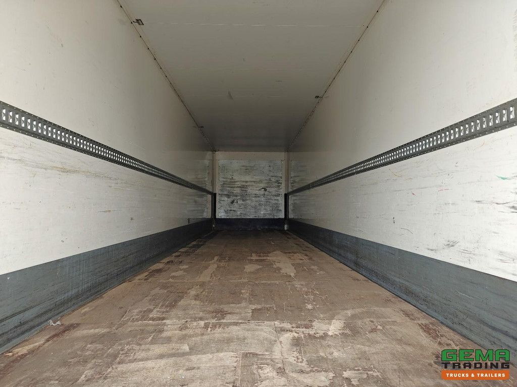 System Tailer GSTFS 10 1-axle SAF - CITY - Steering axle - Closed box 11.10m + Tail lift 2500KG - Battery box