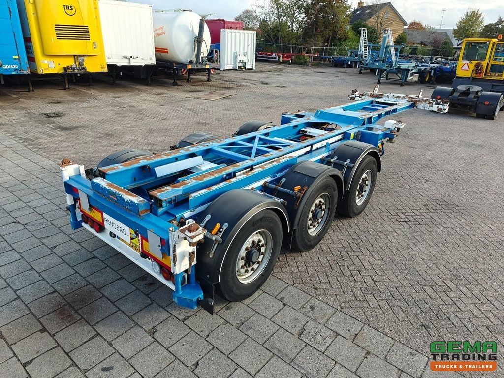 Renders-has Euro 800 3-axle BPW - Lift axle - Disc brakes - All connections