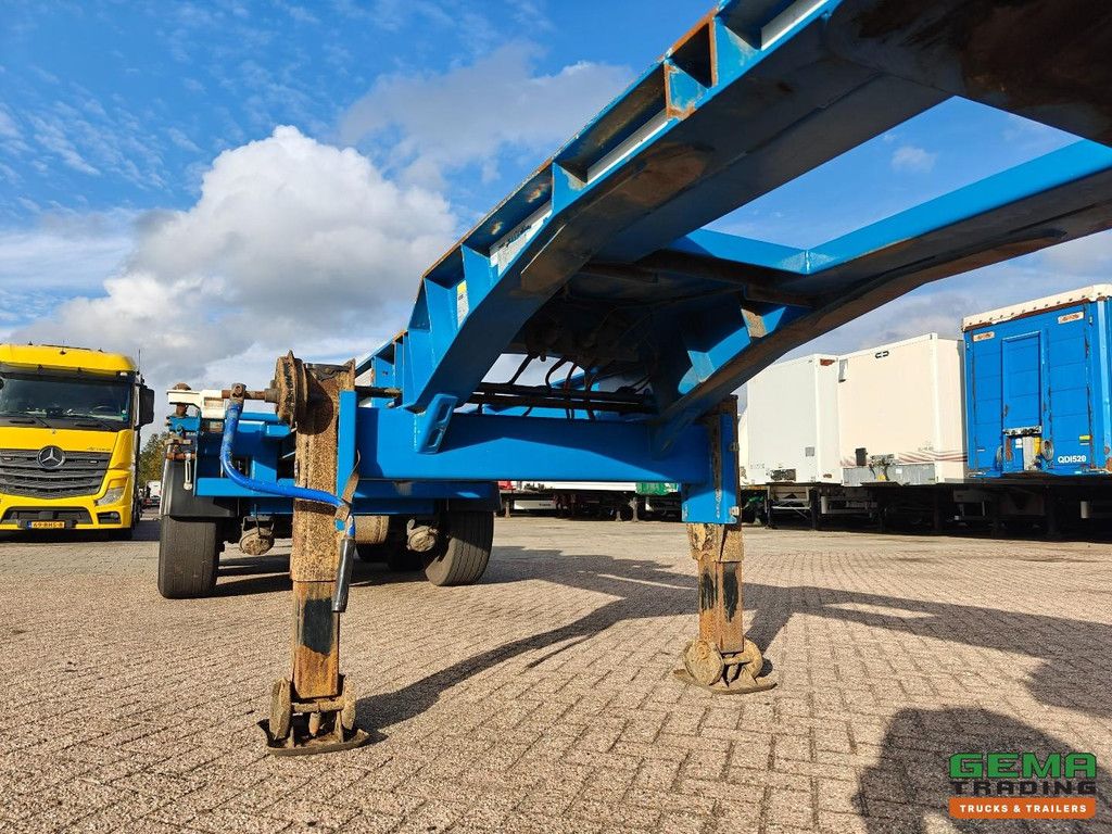 Renders-has Euro 800 3-axle BPW - Lift axle - Disc brakes - All connections