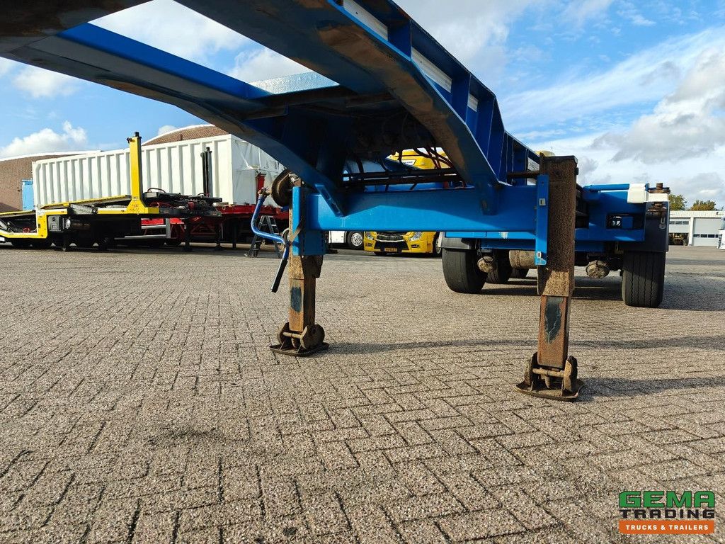Renders-has Euro 800 3-axle BPW - Lift axle - Disc brakes - All connections