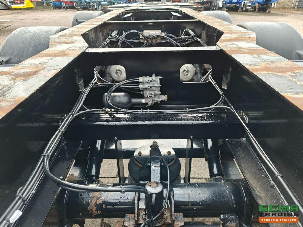 Broshuis 2 CONNECT-5AKCC 2 CONNECT-5AKCC 2AKCC + 3AKCC Breaker 5-Axles - 3 Steering Axles - 3 Lift Axles - 10/2026 APK