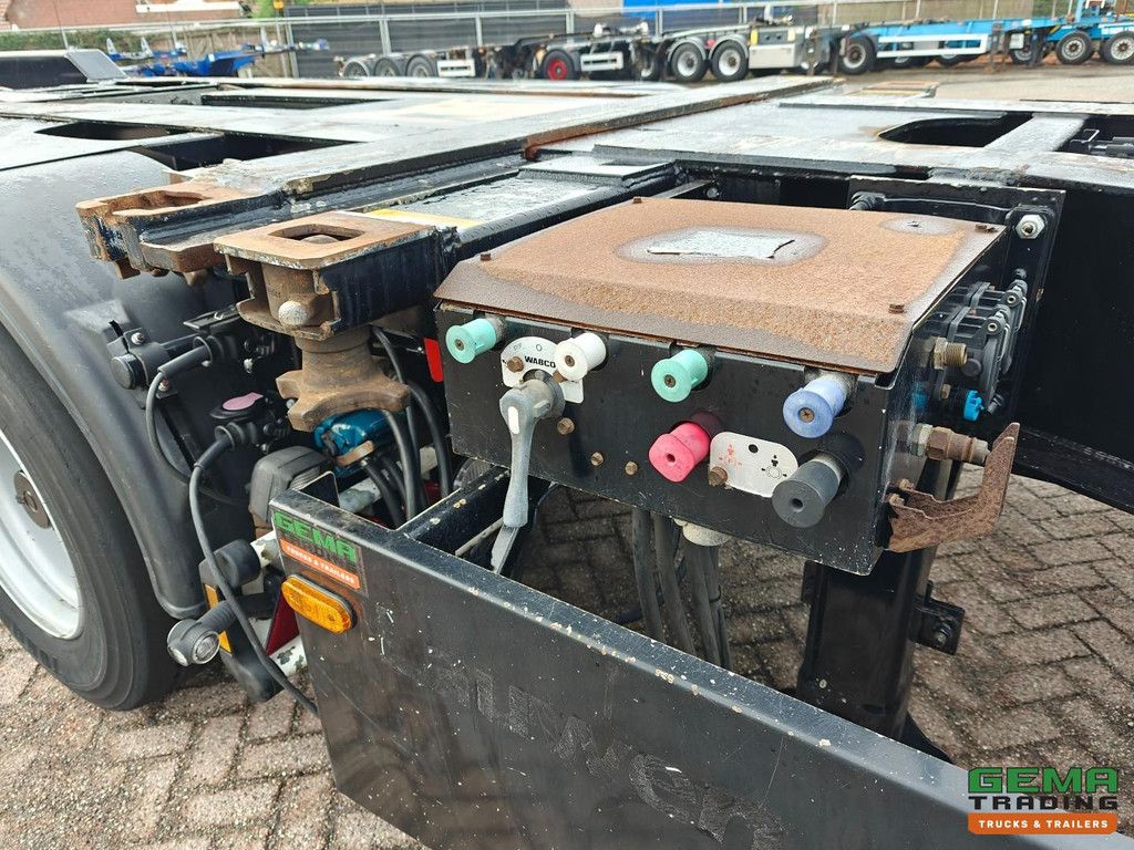 Broshuis 2 CONNECT-5AKCC 2 CONNECT-5AKCC 2AKCC + 3AKCC Breaker 5-Axles - 3 Steering Axles - 3 Lift Axles - 10/2026 APK