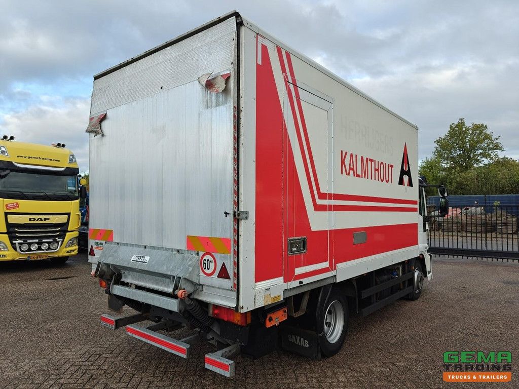 Iveco Eurocargo 120E18 4x2 Daycab Euro 5 - Manual transmission - Closed box 5m - Tail lift 2000KG - 05/2026 MOT