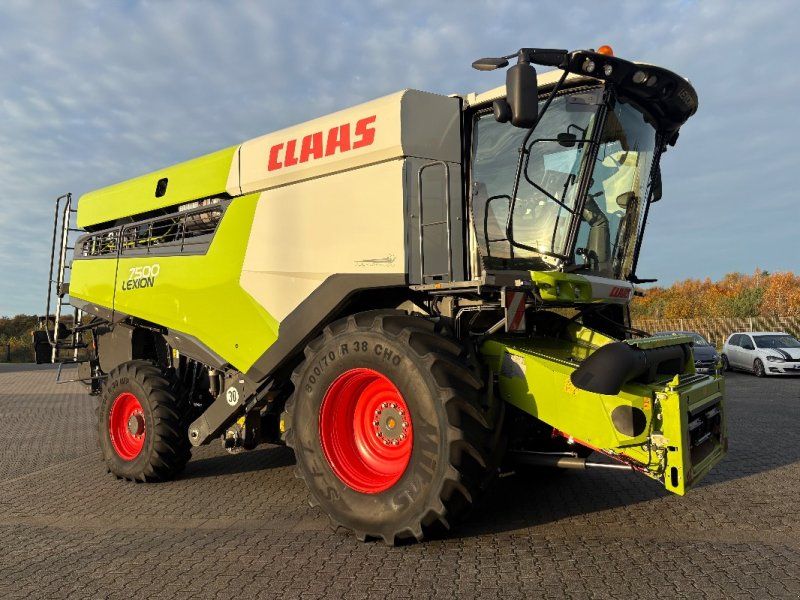 Claas LEXION 7500