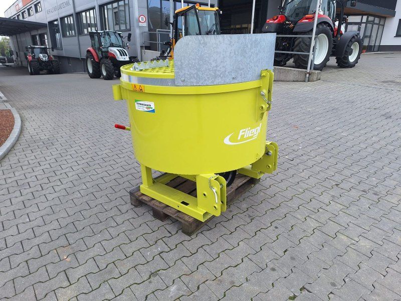 Fliegl AgroCenter Favorite 600lt. Betonmischer