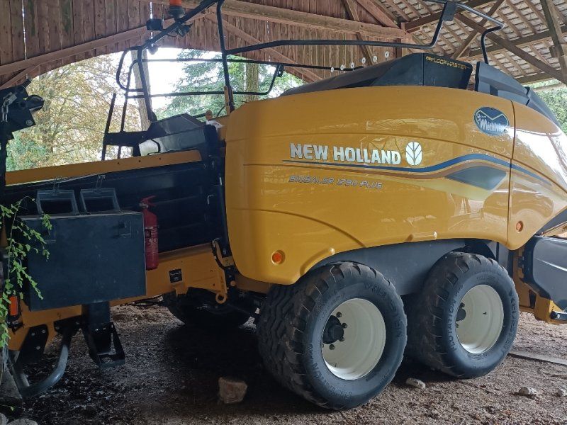 New Holland 1290 Plus