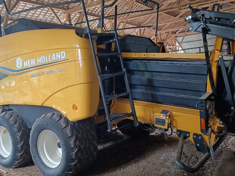 New Holland 1290 Plus