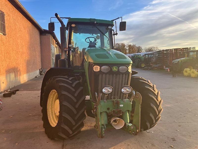 John Deere 7720